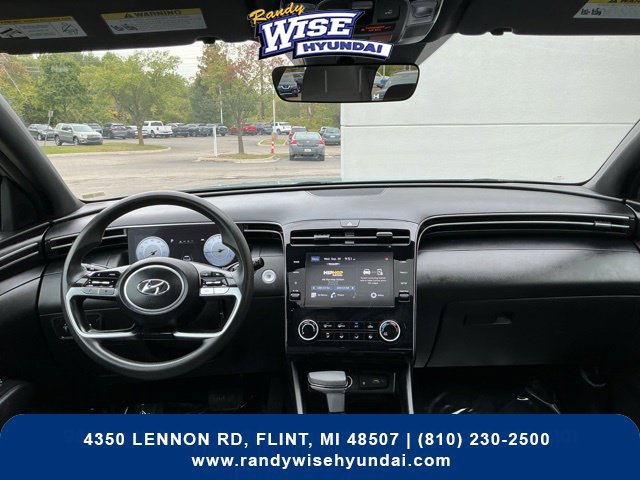Used 2023 Hyundai Santa Cruz SEL w/ Activity Package AWD/4WD image 2