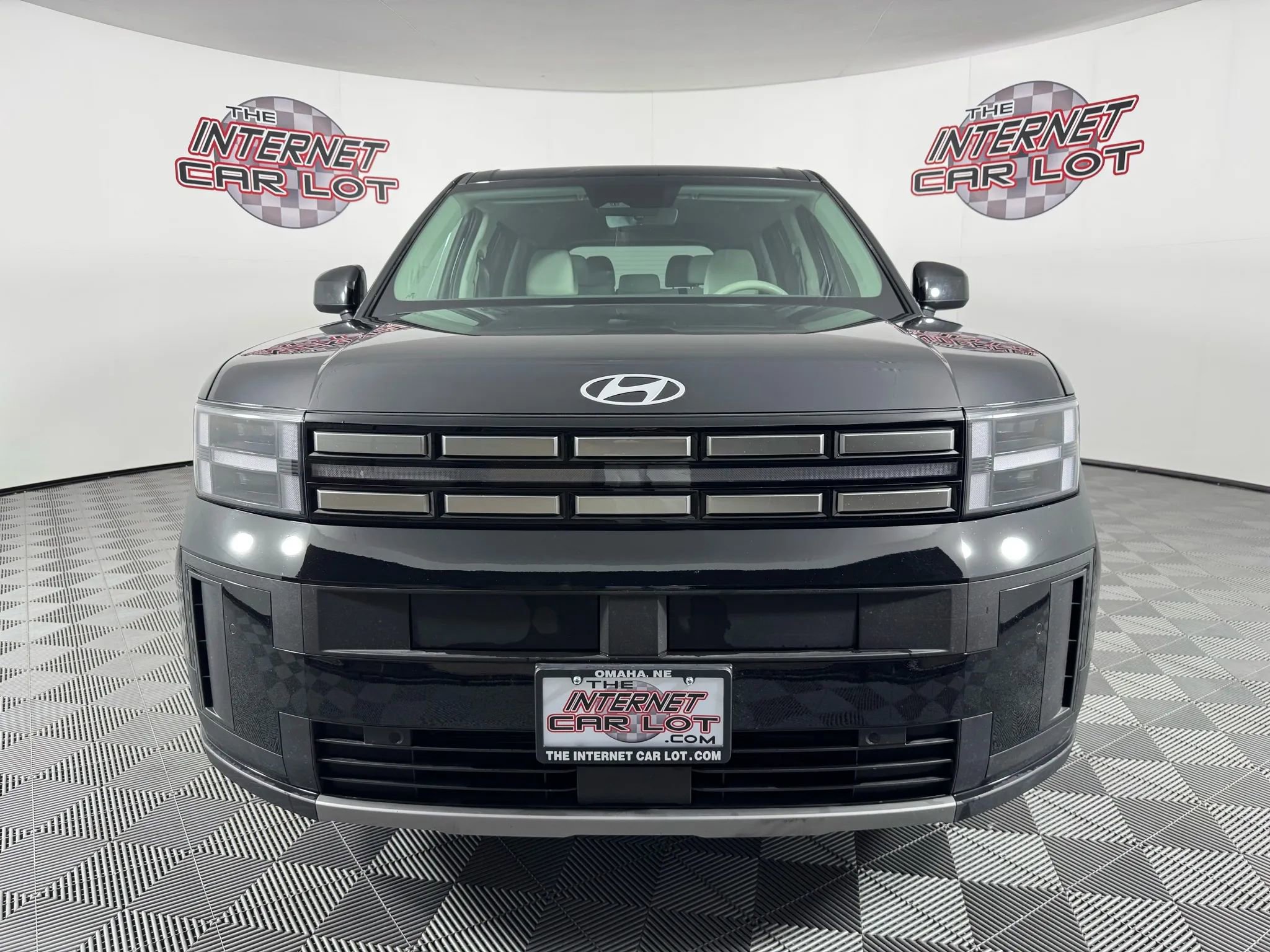 Used 2024 Hyundai Santa Fe SE image 2