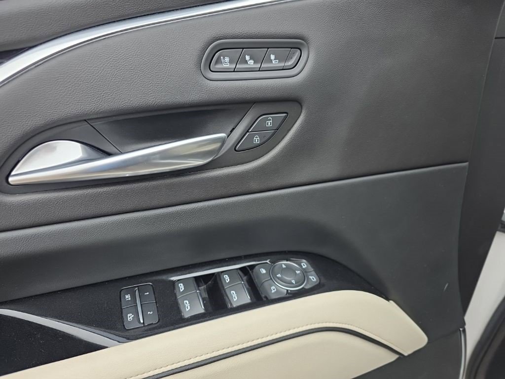 Certified 2021 Cadillac Escalade Sport w/ LPO, ONYX Package image 12