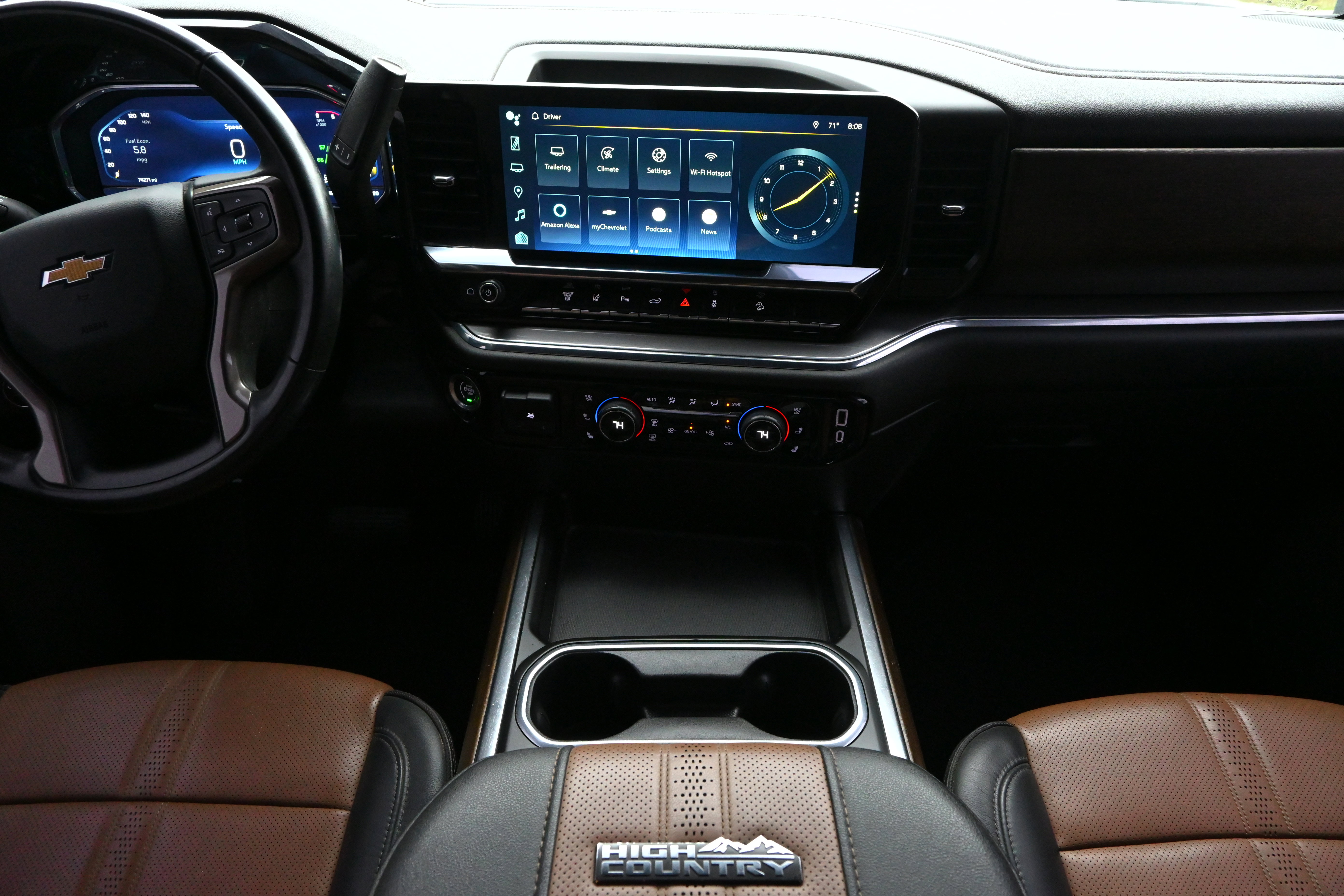 Used 2024 Chevrolet Silverado 2500 High Country w/ High Country Premium Package image 11