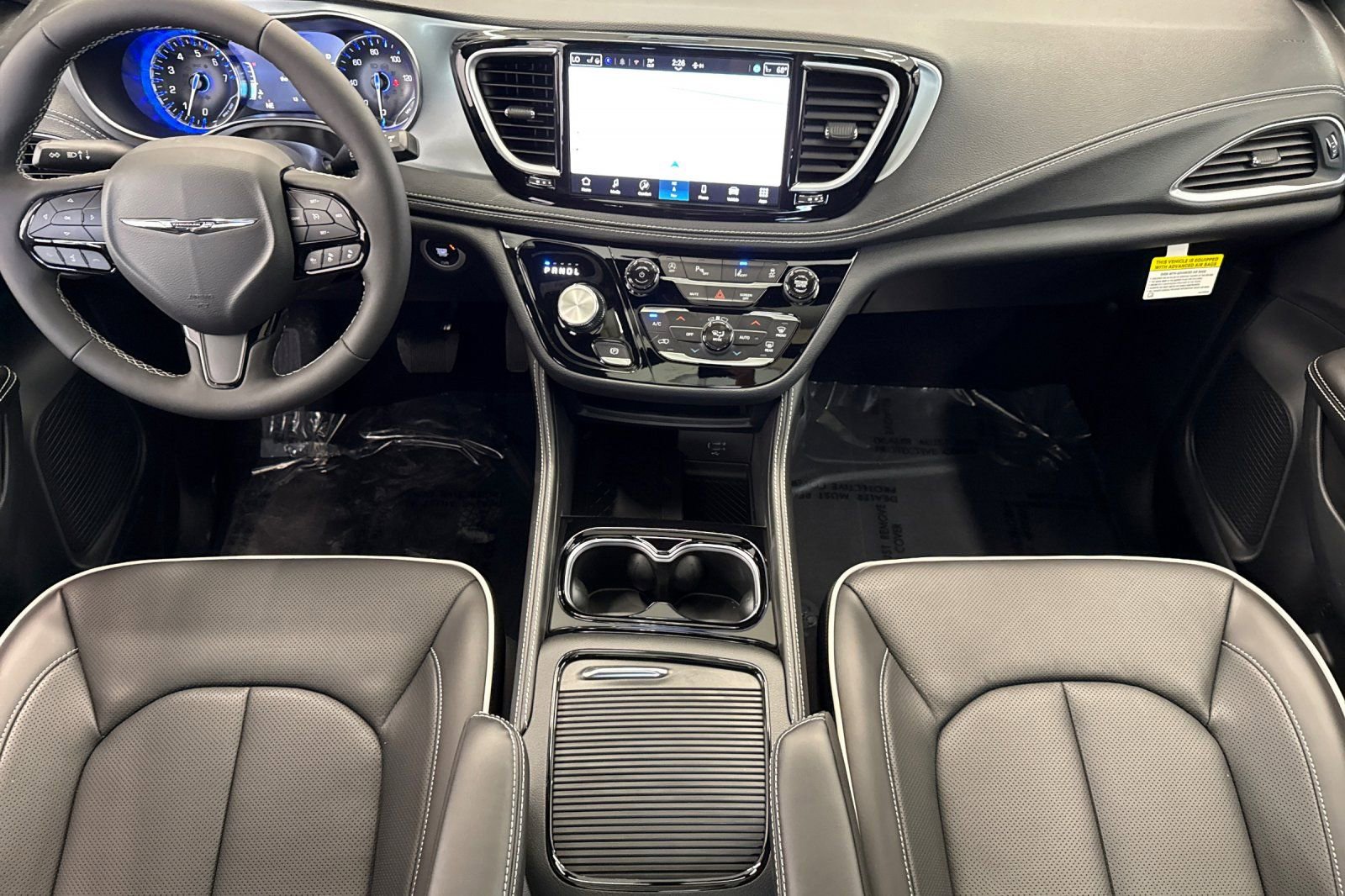 New 2026 Chrysler Pacifica Limited image 10