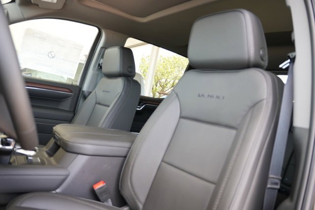 New 2025 GMC Sierra 1500 Denali w/ Technology Package image 16