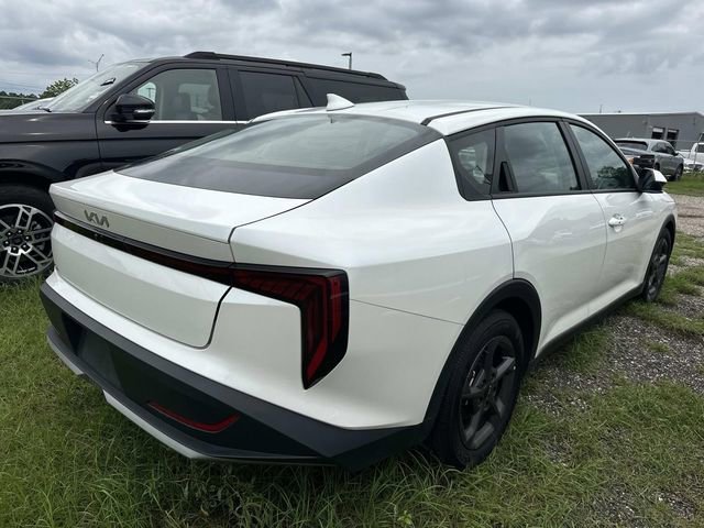 Used 2025 Kia K4 FWD image 9