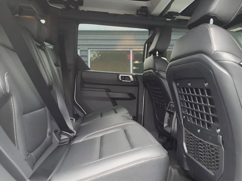 New 2025 Ford Bronco Badlands AWD/4WD image 6