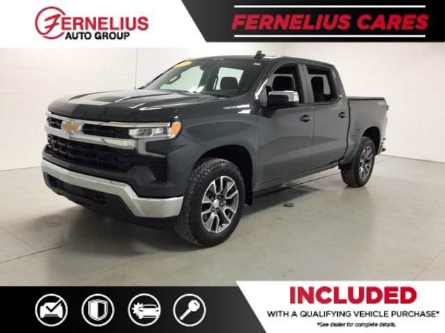 Used 2025 Chevrolet Silverado 1500 LT AWD/4WD image 4