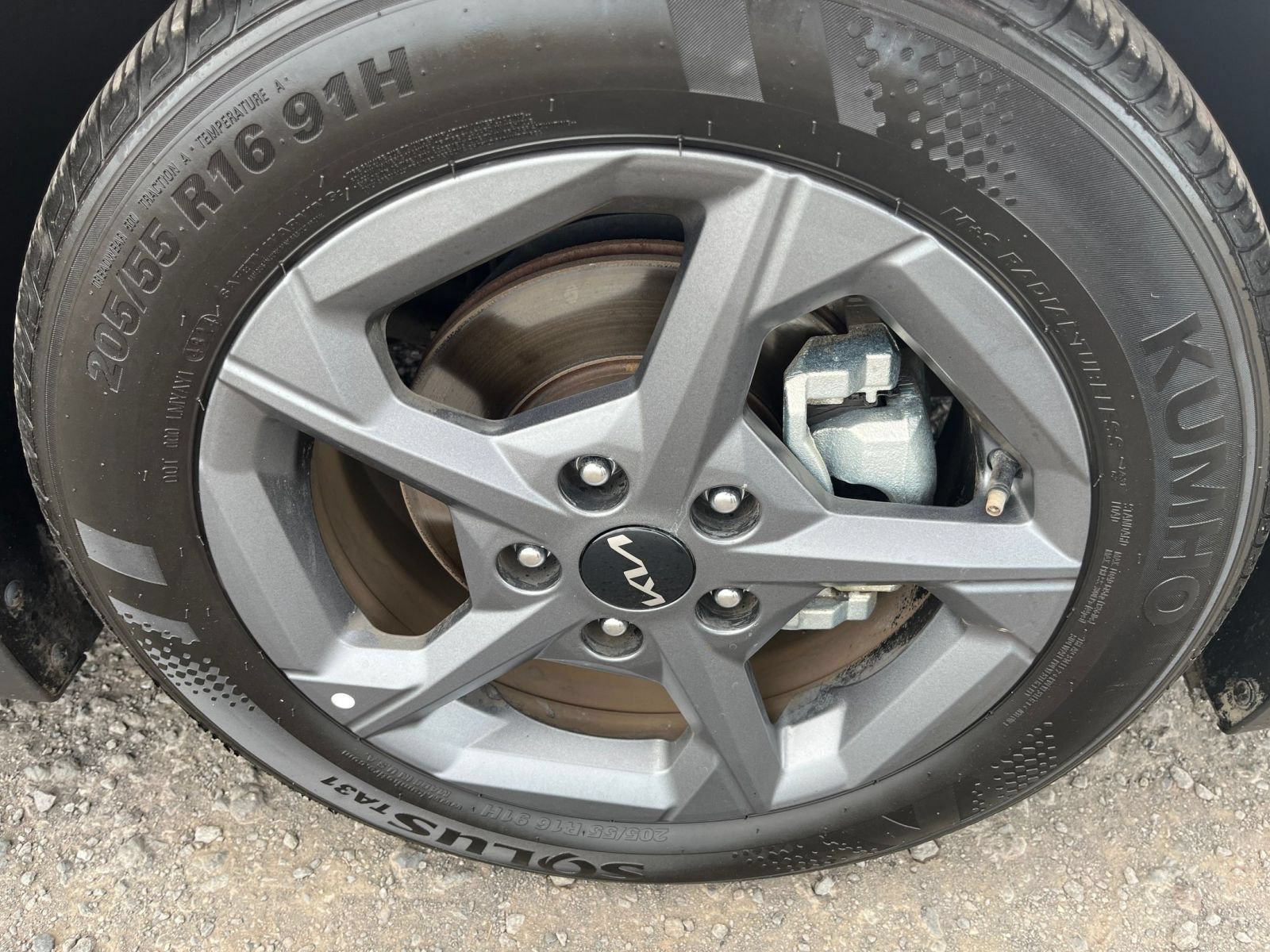 Used 2025 Kia K4 FWD image 24