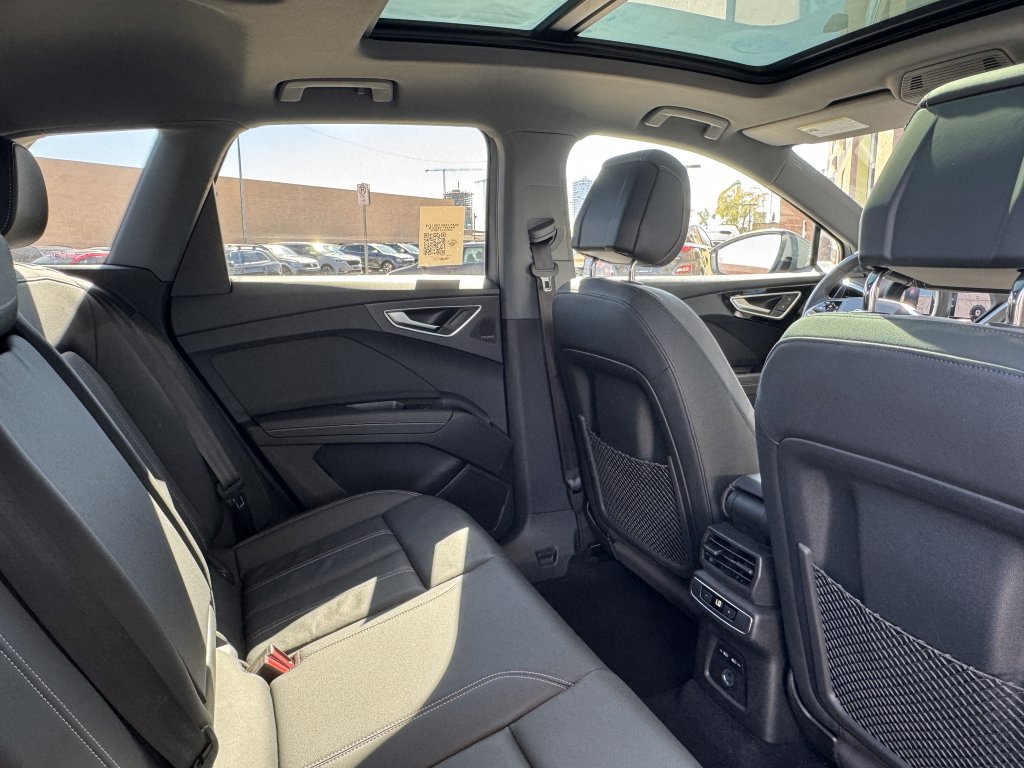 Used 2023 Audi Q4 e-tron Premium Plus w/ Premium Plus image 44