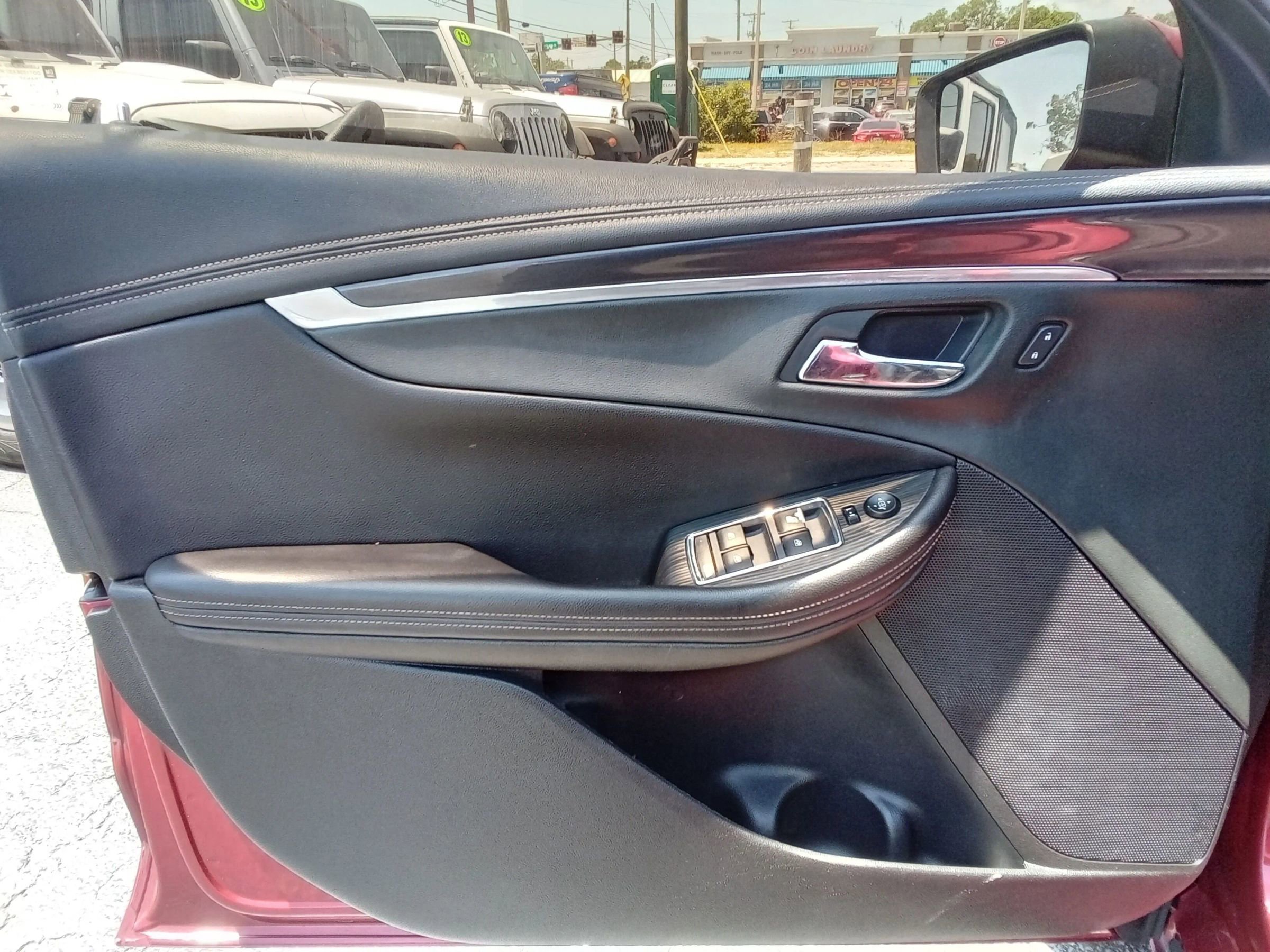 Used 2018 Chevrolet Impala LT image 9