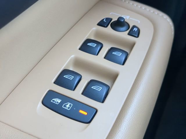 Used 2021 Volvo XC60 T5 Inscription w/ Advanced Package image 22