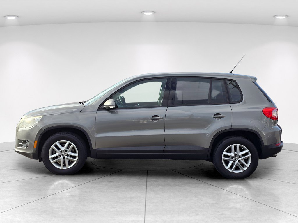 Used 2011 Volkswagen Tiguan S AWD/4WD image 3