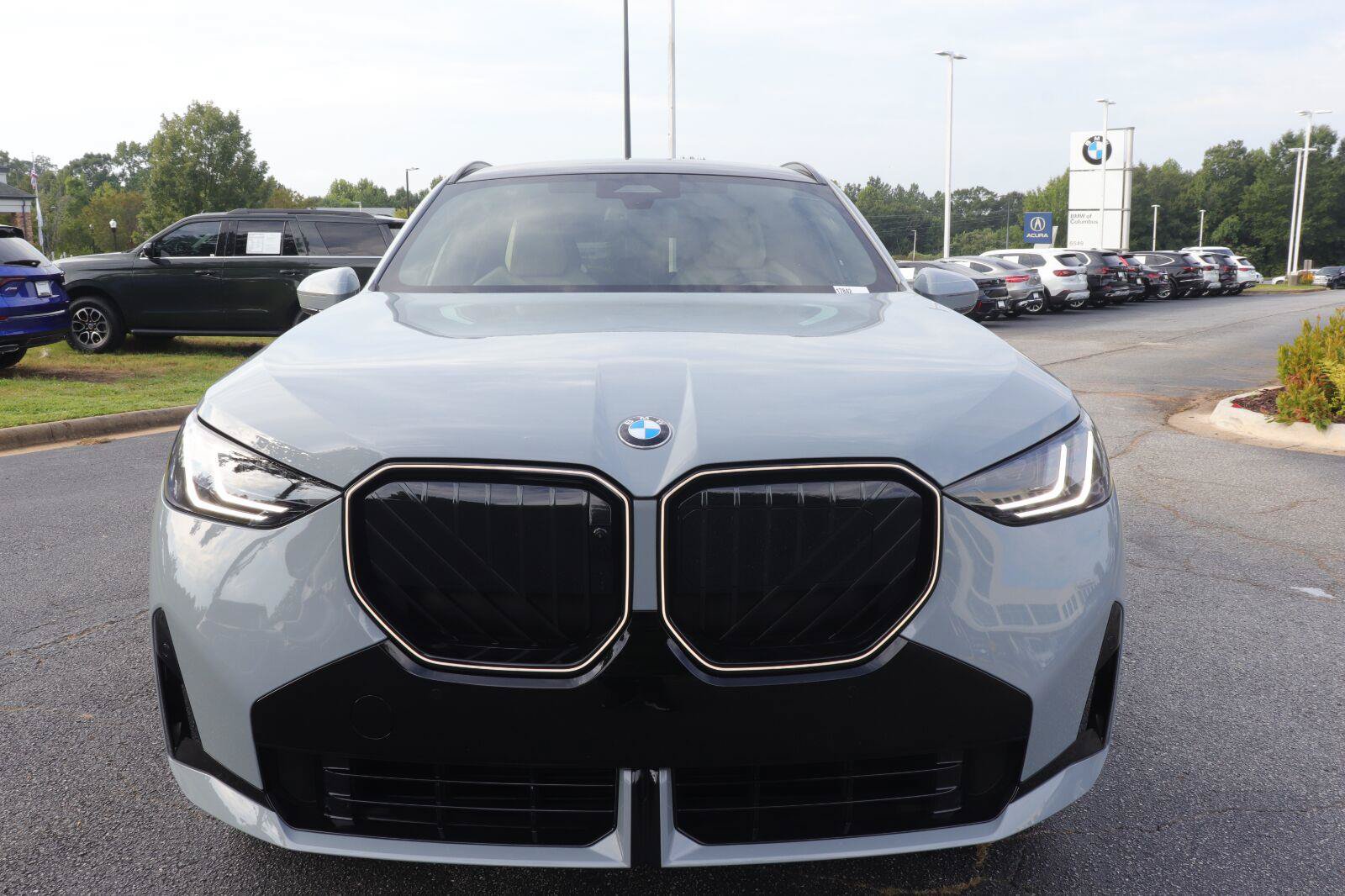 New 2026 BMW X3 xDrive30i w/ Premium Package AWD/4WD image 2