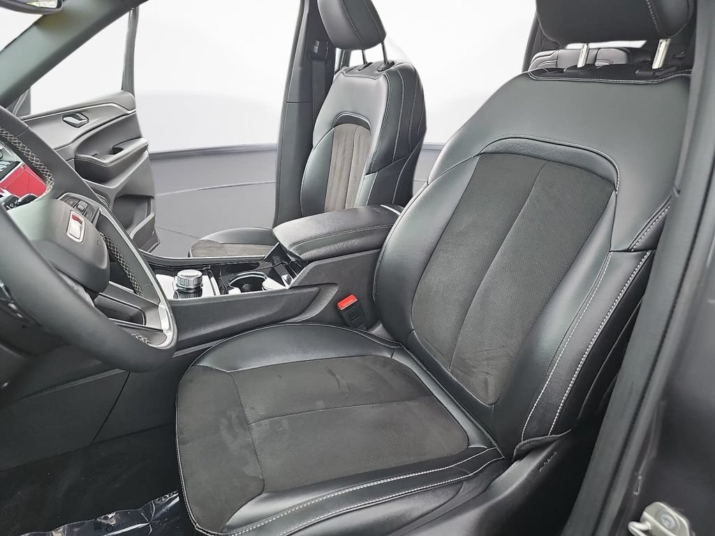 Used 2023 Jeep Grand Cherokee L Laredo AWD/4WD image 17