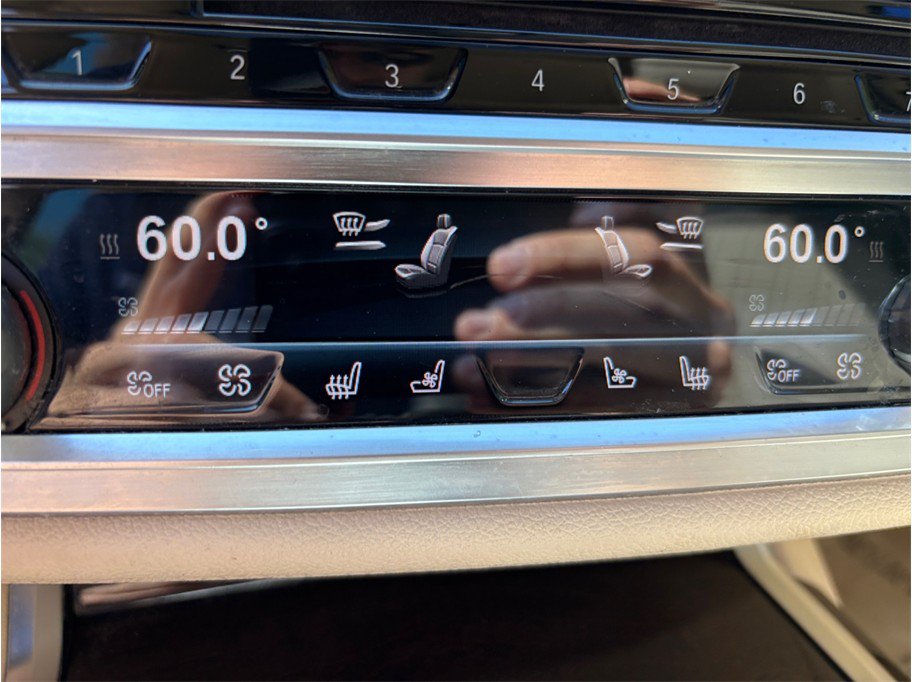Used 2016 BMW 750i RWD image 35
