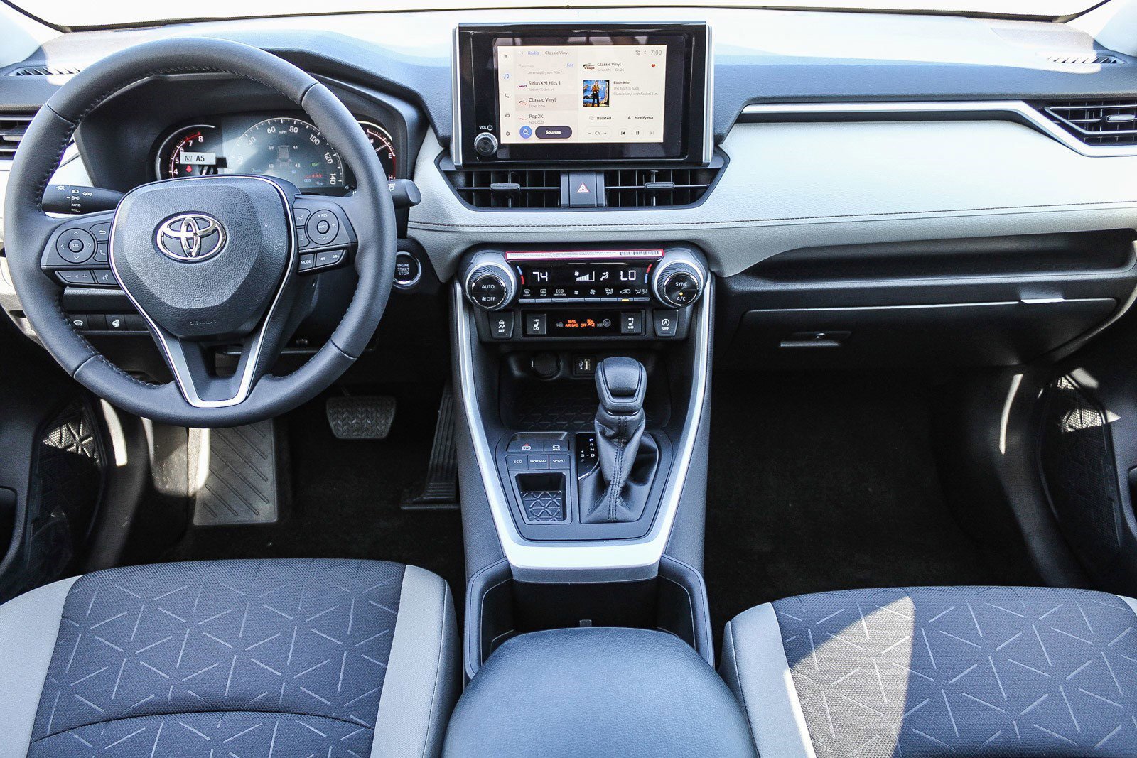 New 2025 Toyota RAV4 XLE image 14