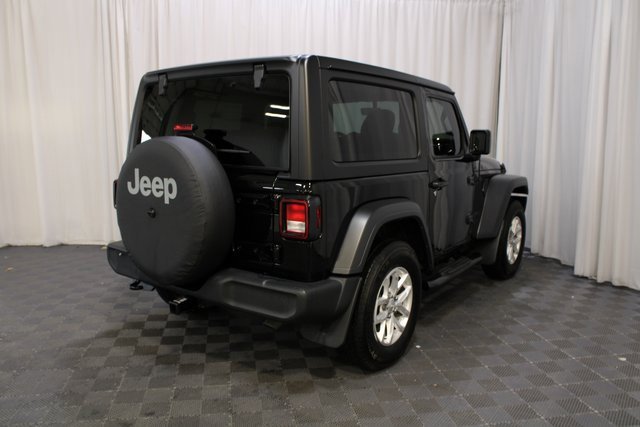 Used 2023 Jeep Wrangler Sport S image 23