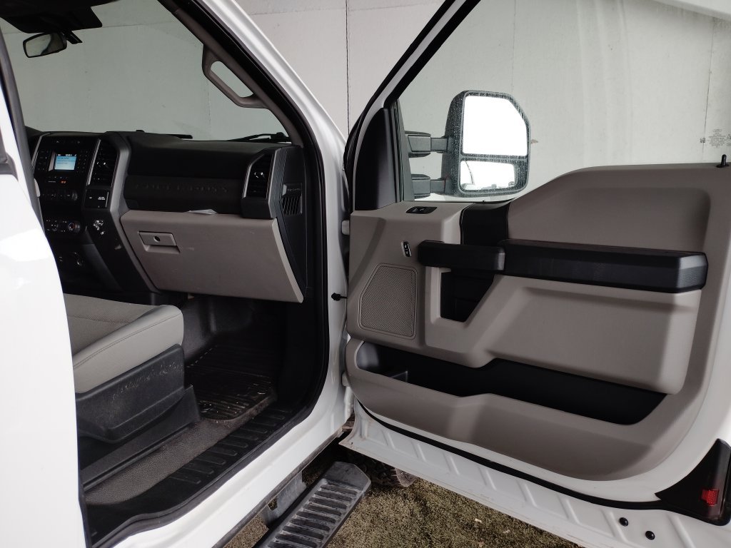 Used 2020 Ford F350 XL w/ Power Equipment Group AWD/4WD image 10