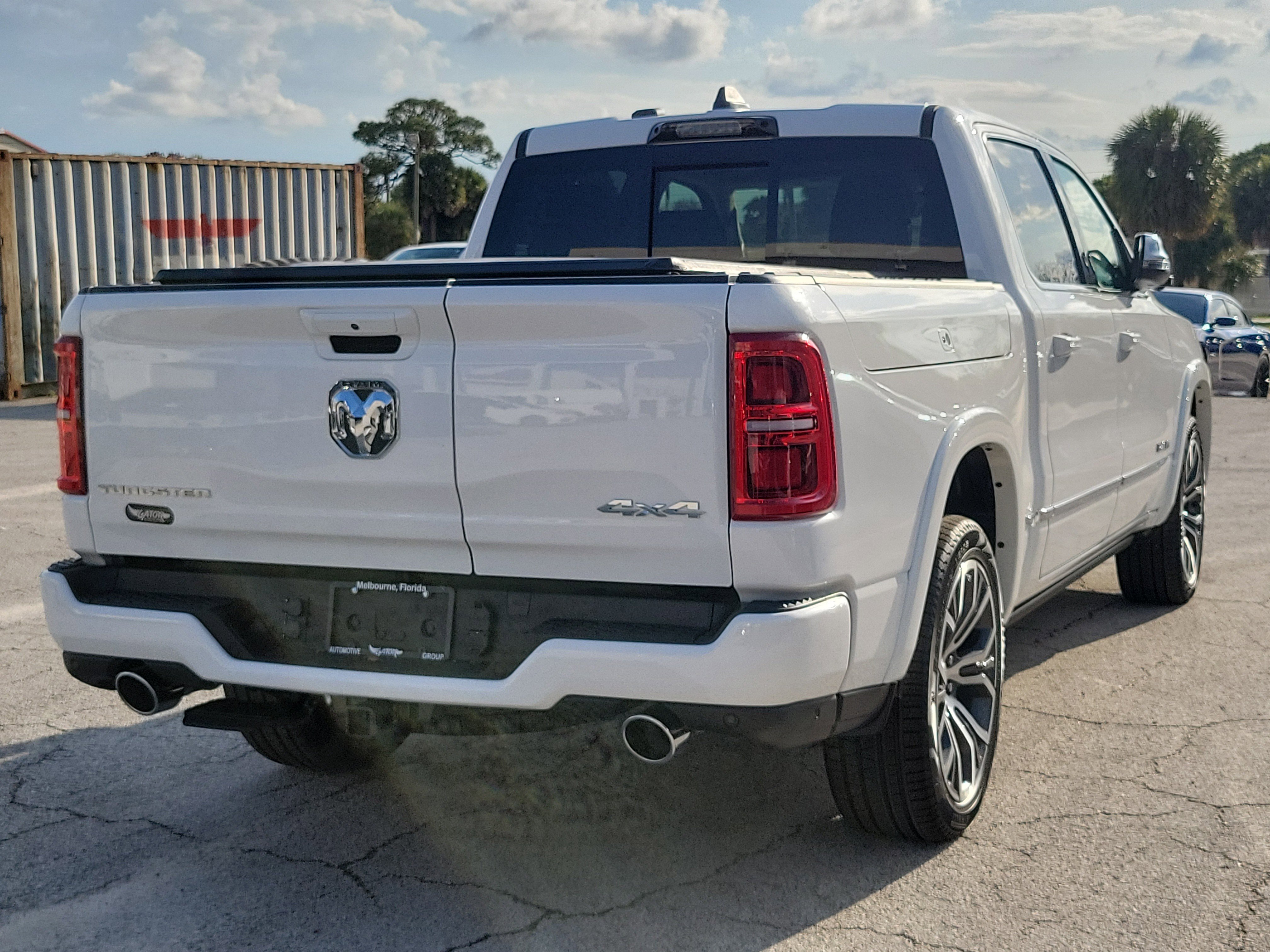 New 2026 RAM 1500 Tungsten w/ Trailer Tow Group AWD/4WD image 4