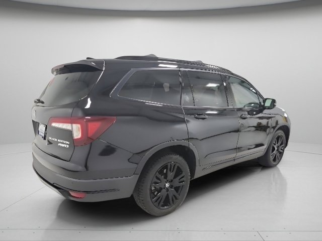 Used 2021 Honda Pilot Black Edition image 13