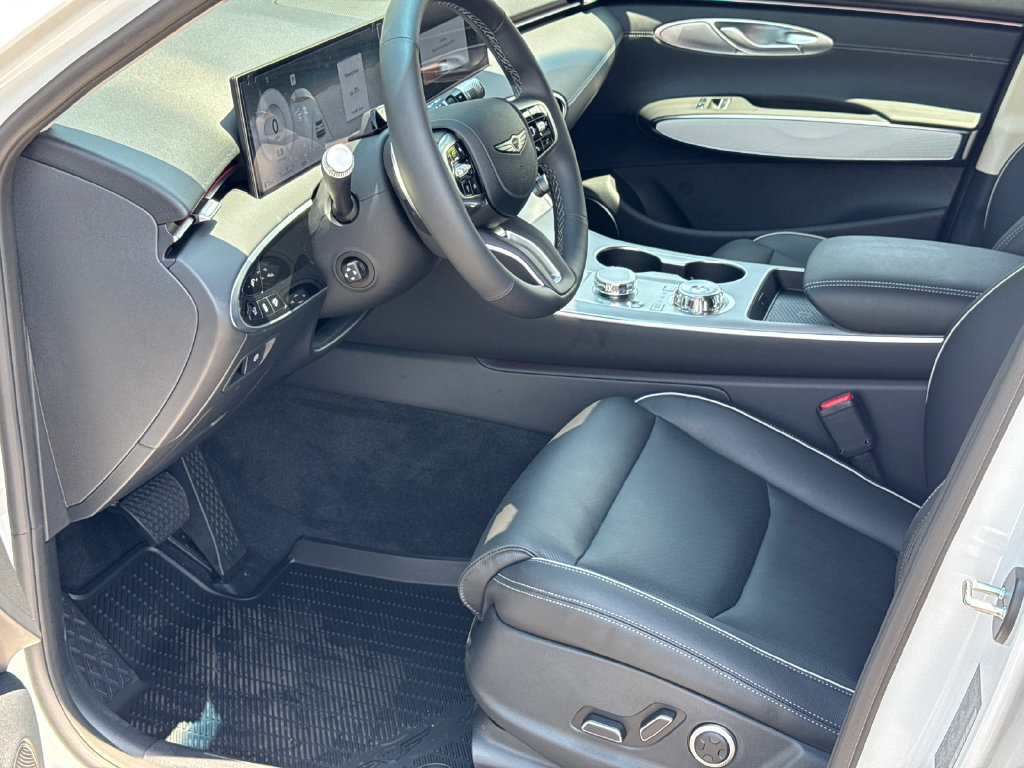 New 2026 Genesis GV70 2.5T Advanced AWD/4WD image 9