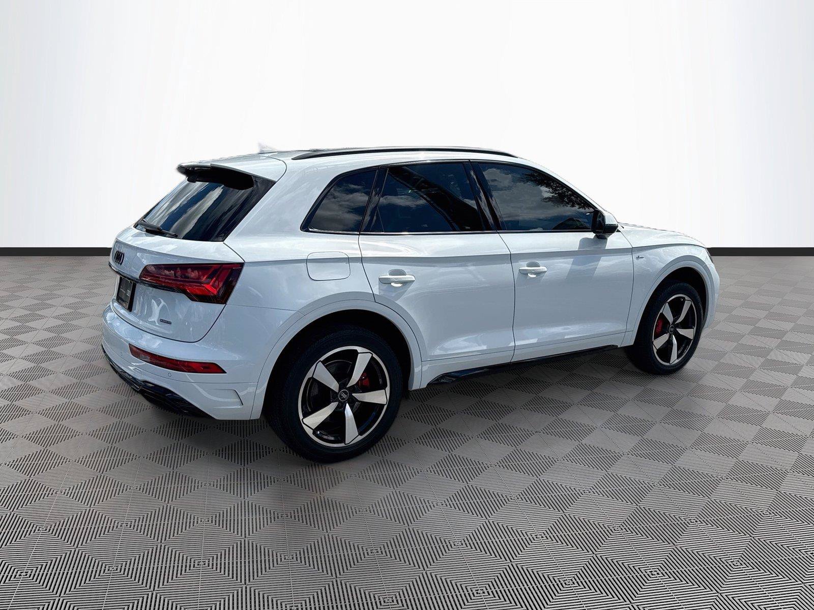 Certified 2024 Audi Q5 2.0T Premium Plus AWD/4WD image 7