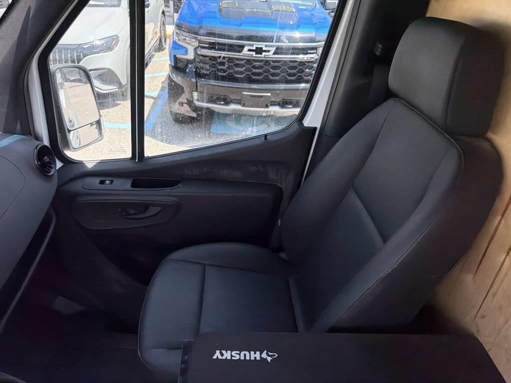 Used 2020 Mercedes-Benz Sprinter 2500 image 15