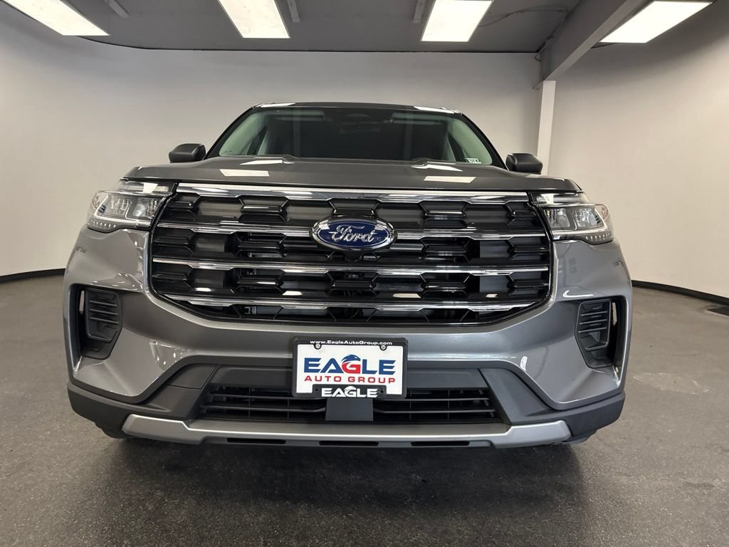 New 2026 Ford Explorer Active AWD/4WD image 4