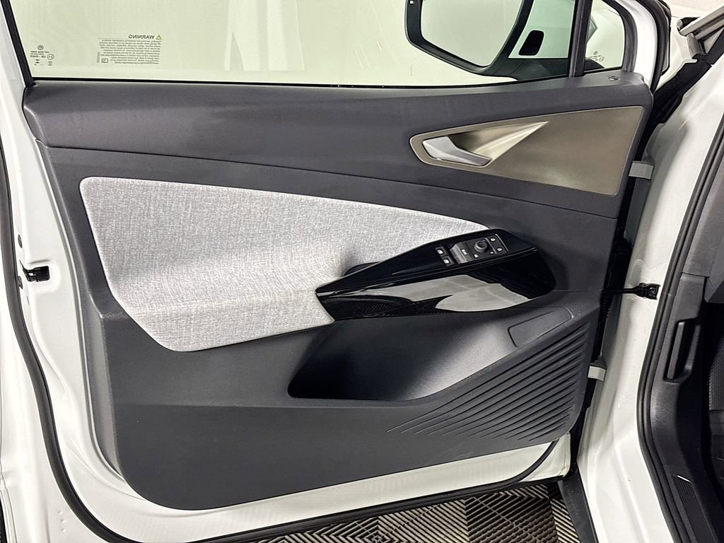 Certified 2024 Volkswagen ID.4 2WD image 10