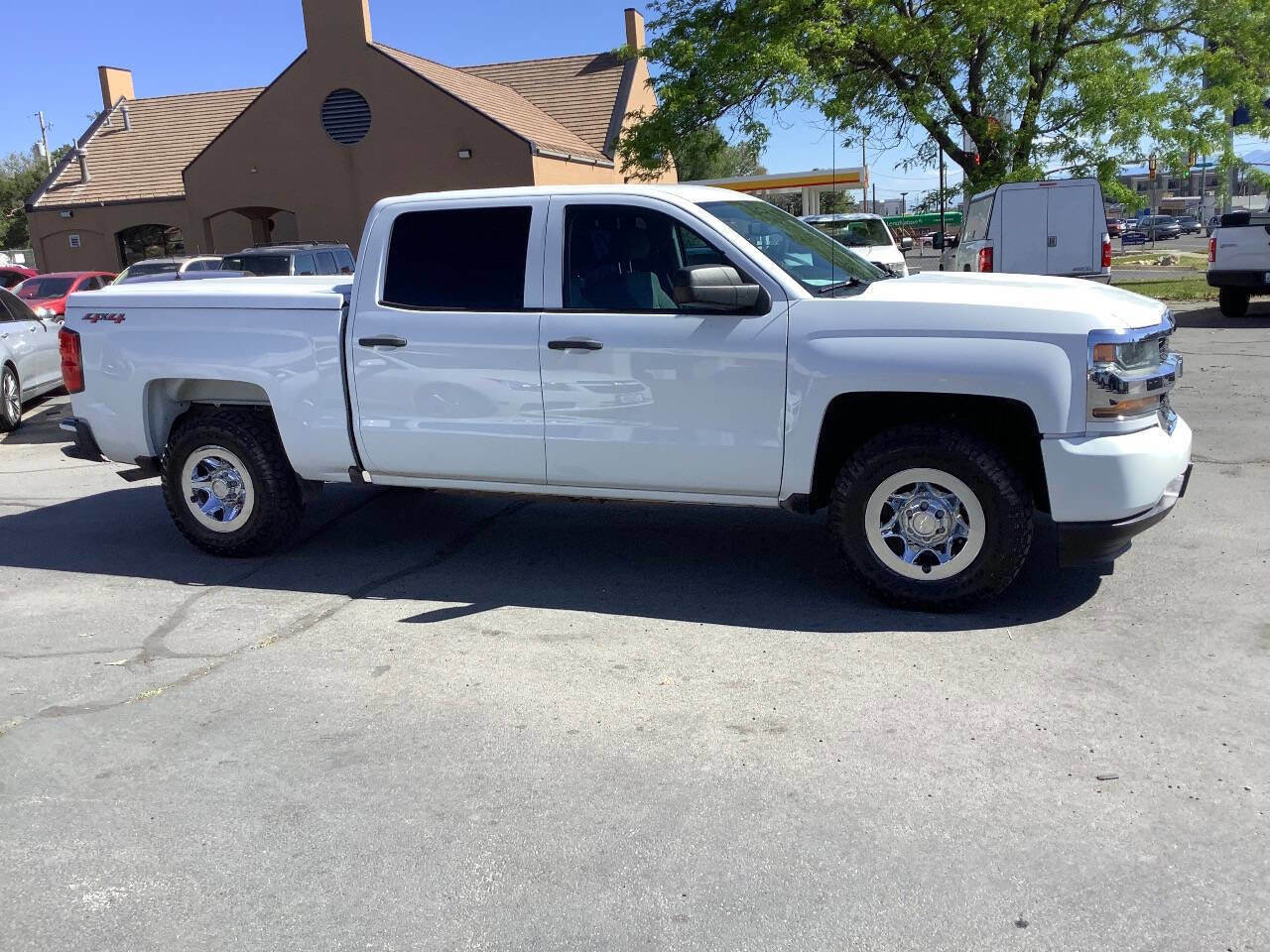 Used 2017 Chevrolet Silverado 1500 W/T w/ Special Service Package AWD/4WD image 7