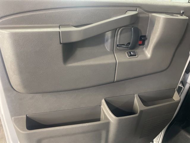 Used 2020 Chevrolet Express 3500 LT w/ LT Preferred Equipment Group RWD image 10