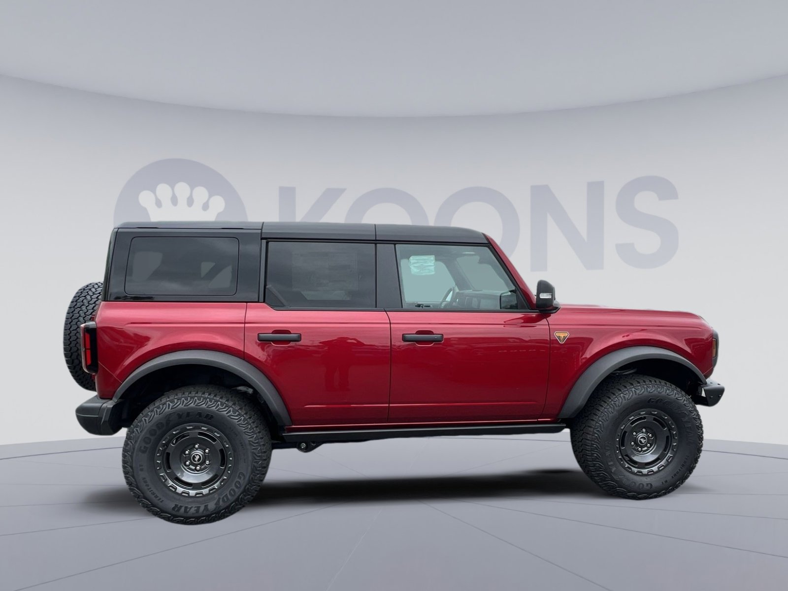 New 2025 Ford Bronco Badlands image 8