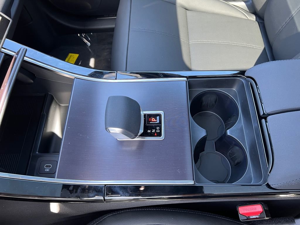 New 2026 Land Rover Range Rover Velar Dynamic SE image 20