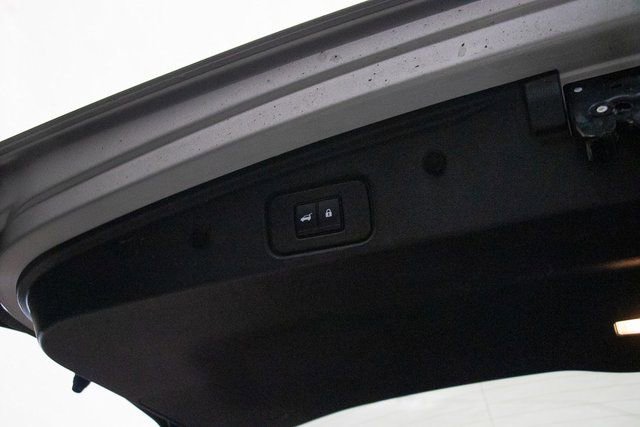 Used 2023 Nissan Pathfinder SV w/ SV Premium Package image 21