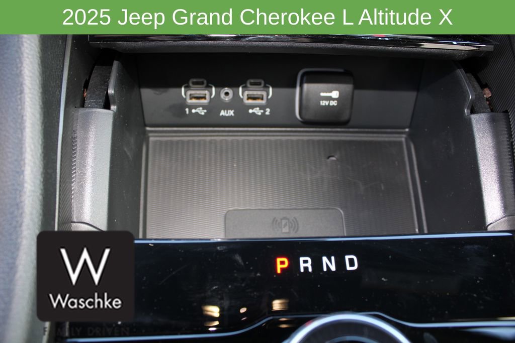 New 2025 Jeep Grand Cherokee L Altitude image 29