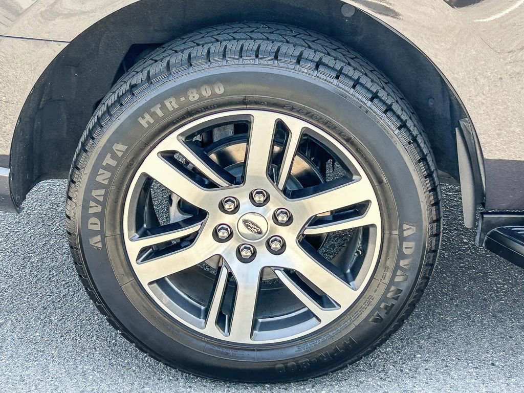Used 2024 Ford Expedition Limited RWD image 13