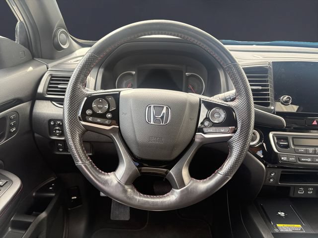 Used 2025 Honda Passport Black Edition image 12