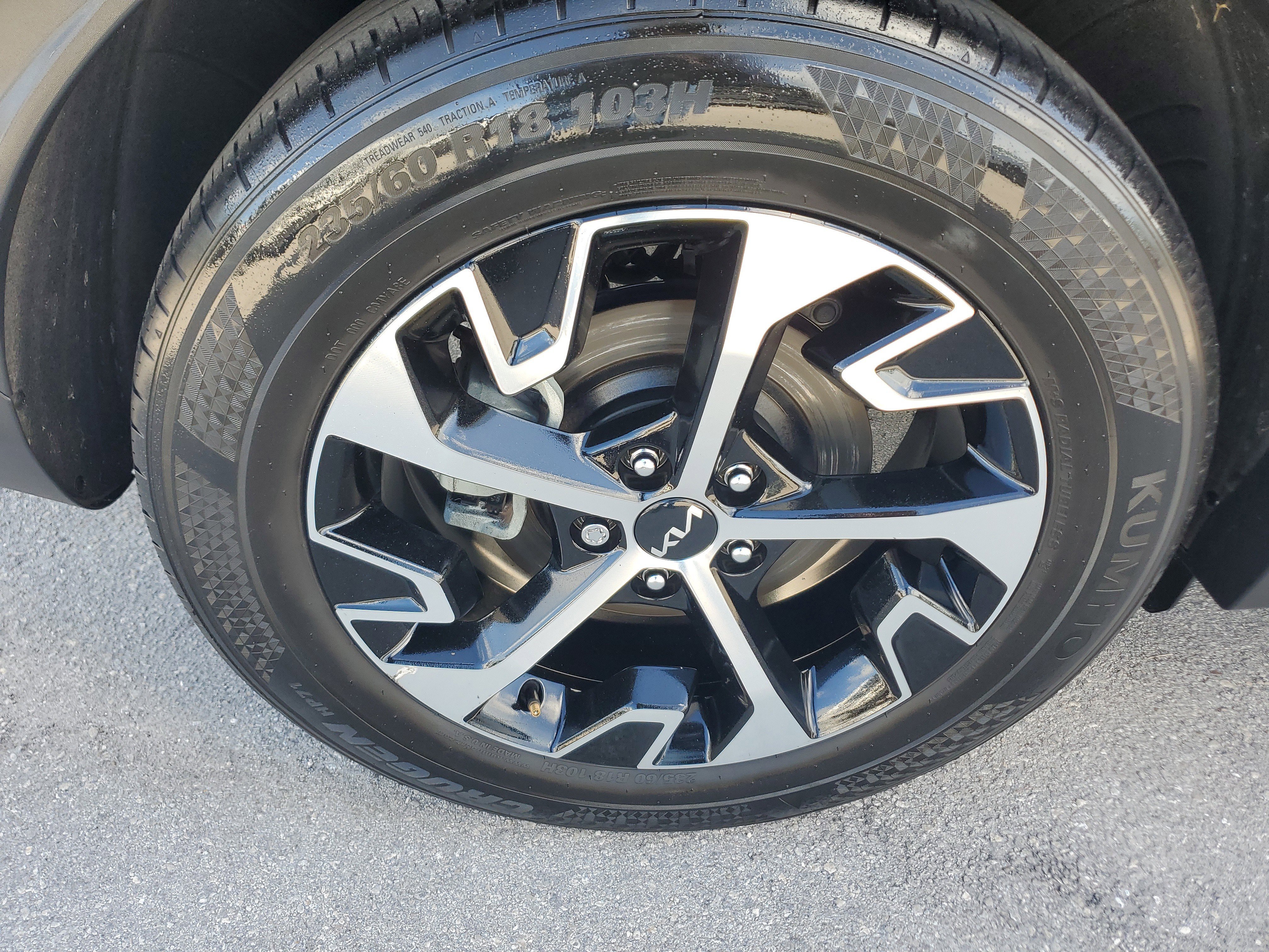 Used 2023 Kia Sportage EX image 30