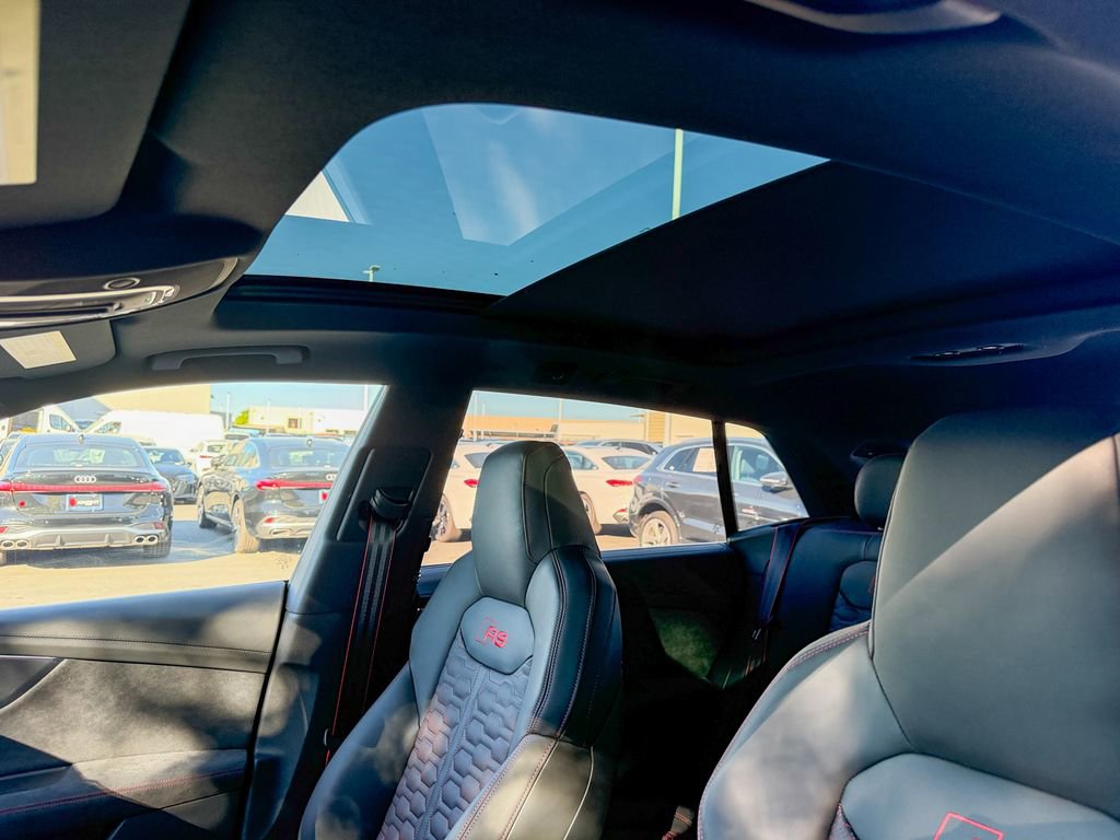 New 2026 Audi RS Q8 performance image 27