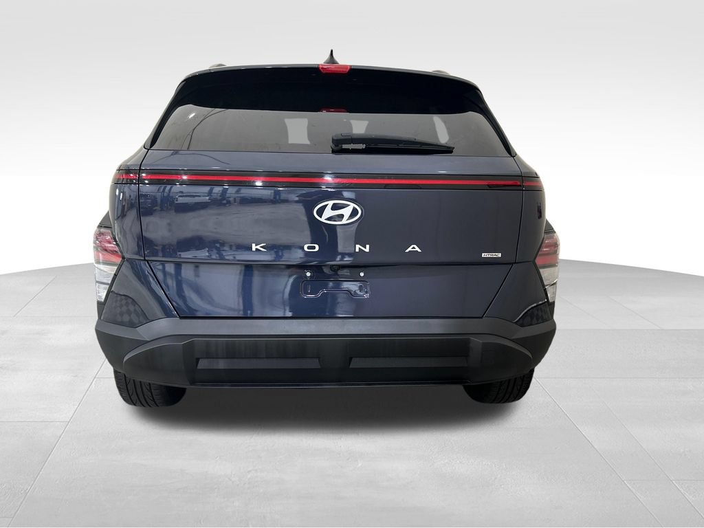 Used 2024 Hyundai Kona SEL w/ Convenience Package AWD/4WD image 4