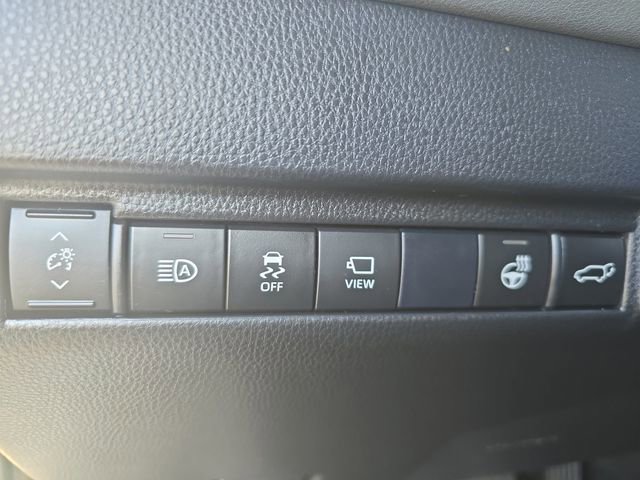 Used 2021 Toyota Venza Limited w/ Advanced Technology Package image 29