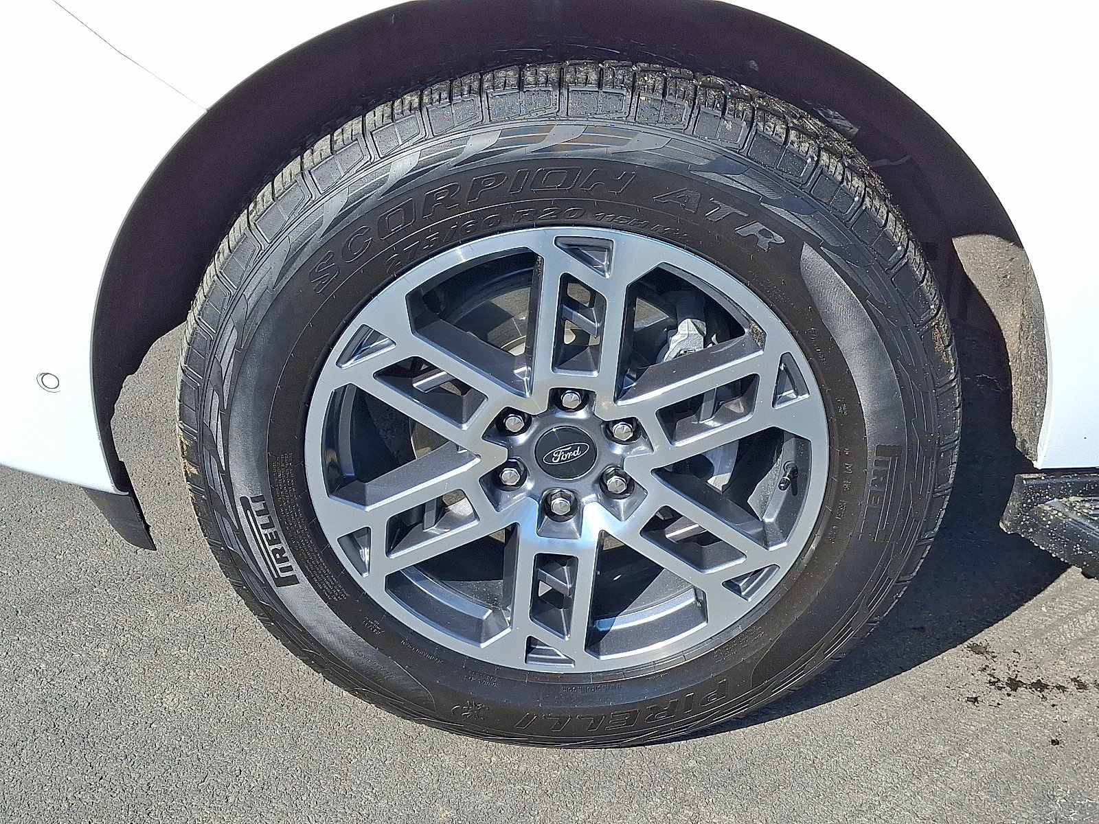 Certified 2025 Ford Expedition Active image 9