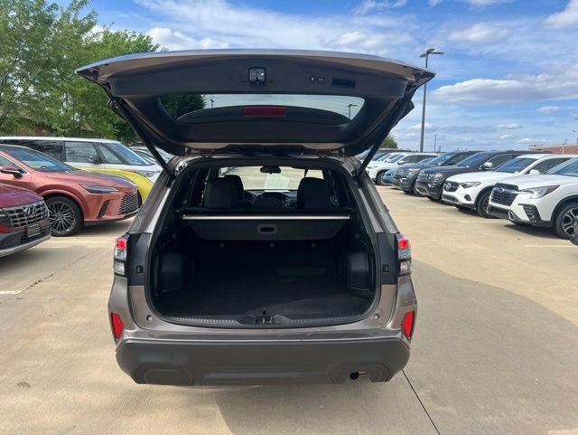 Used 2025 Subaru Forester Premium AWD/4WD image 10