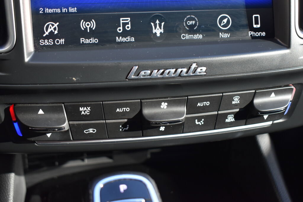 Used 2020 Maserati Levante 3.0L image 12