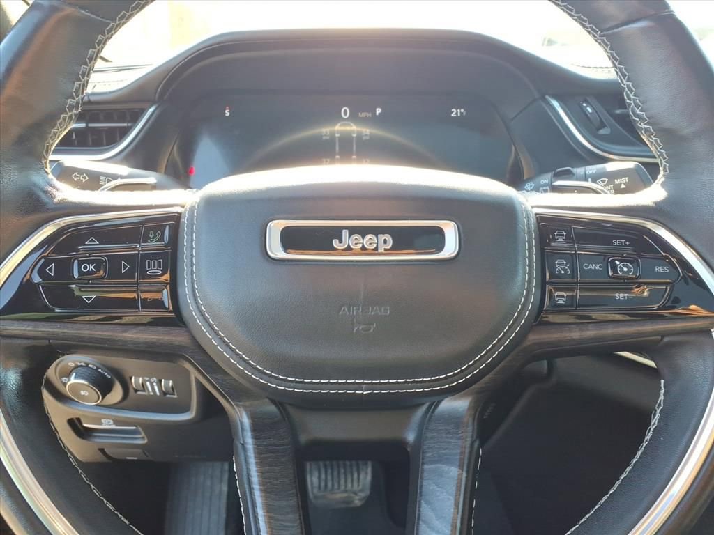 Used 2022 Jeep Grand Cherokee L Overland AWD/4WD image 5