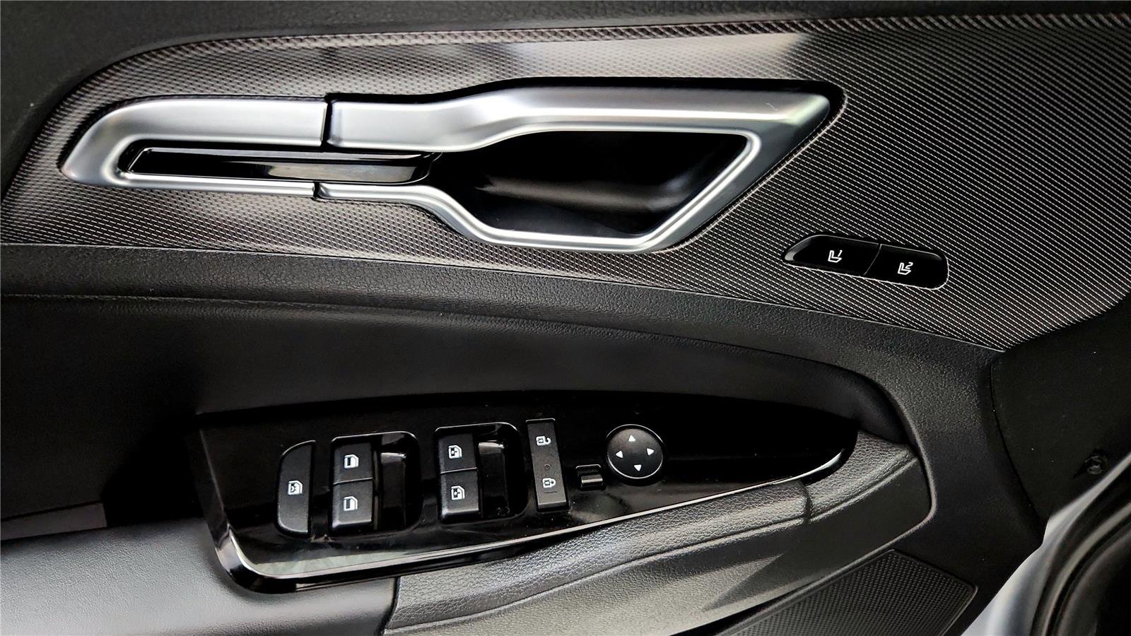 Used 2023 Kia Sportage SX Prestige image 24