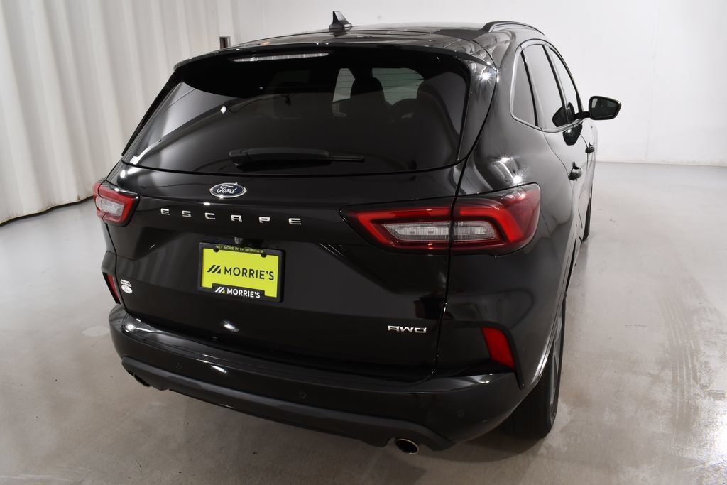 Used 2024 Ford Escape ST-Line w/ Tech Pack #1 AWD/4WD image 12