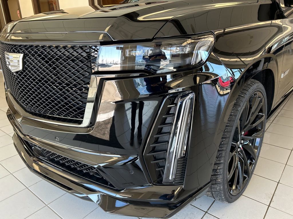 Used 2023 Cadillac Escalade ESV V AWD/4WD image 50