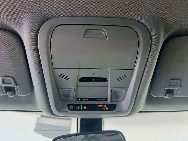 Used 2020 Chevrolet Blazer LT image 20