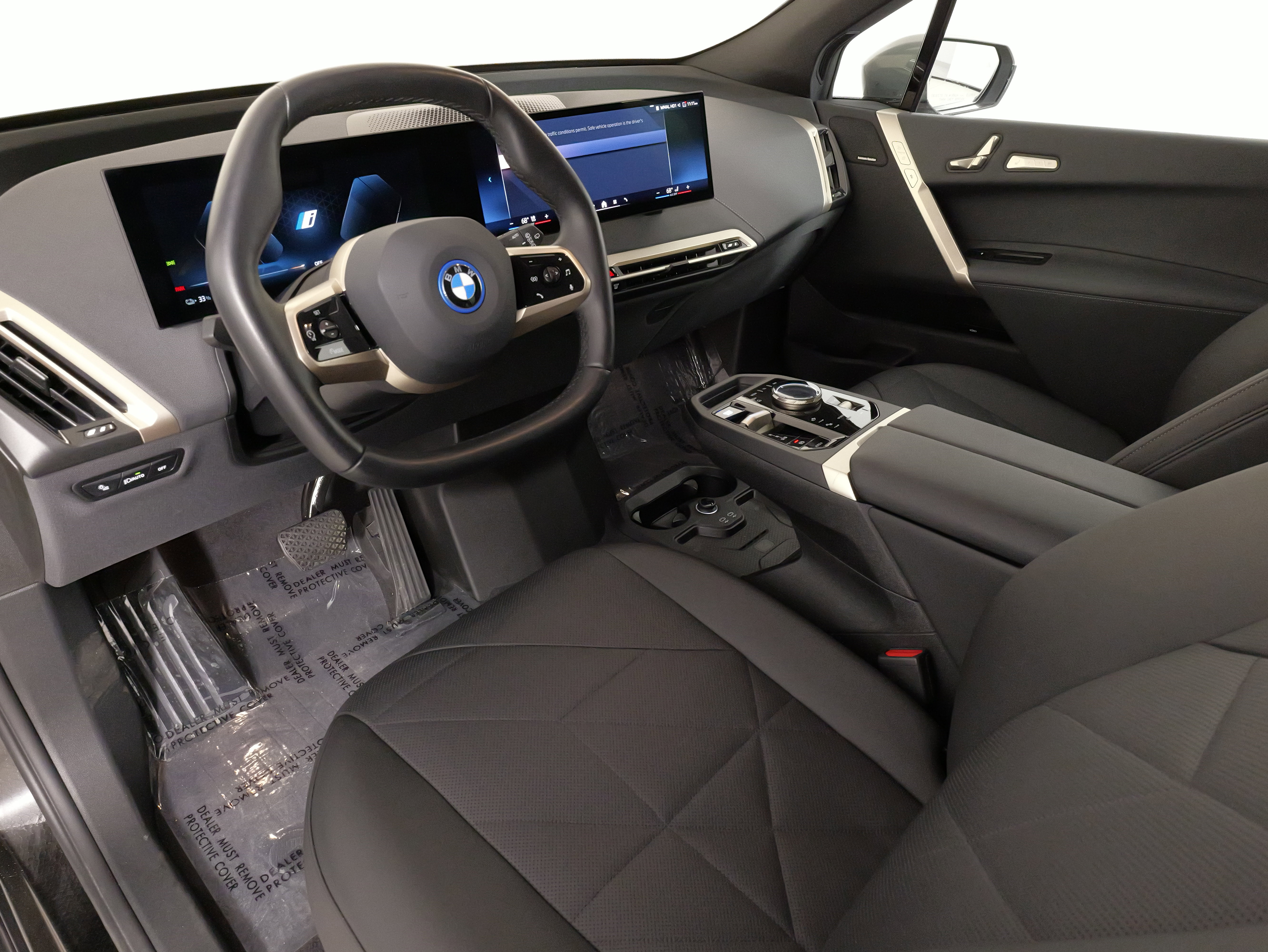 Used 2024 BMW iX xDrive50 image 28