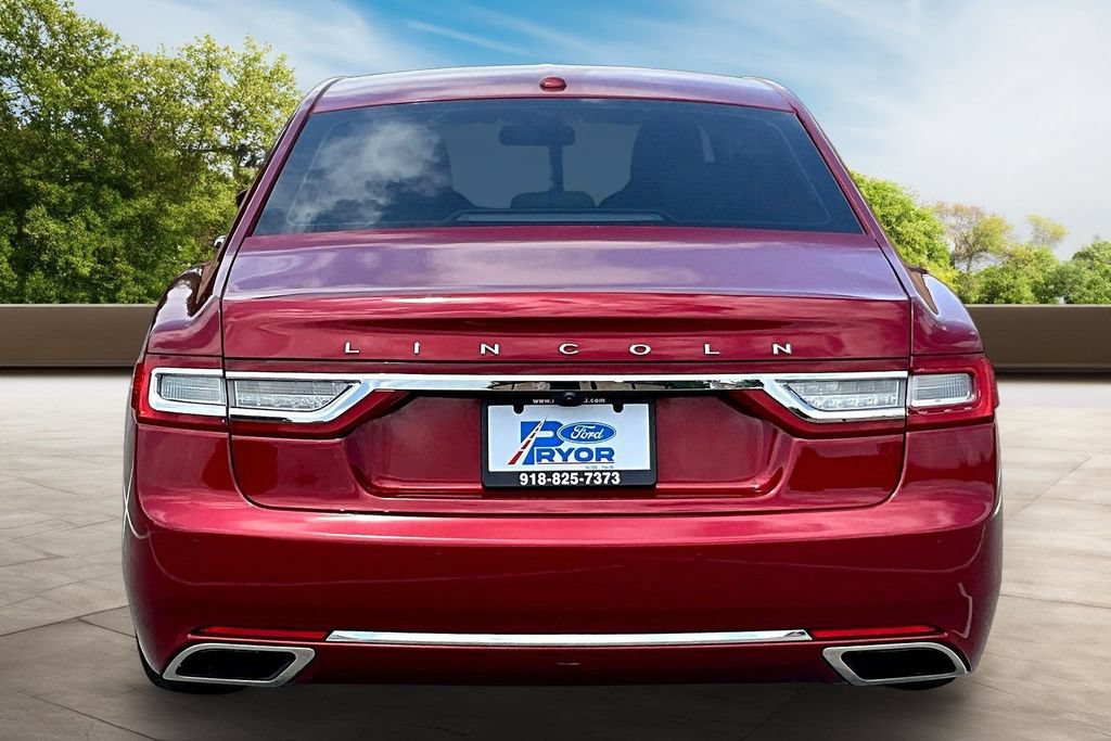 Used 2017 Lincoln Continental Reserve w/ Technology Package FWD image 4