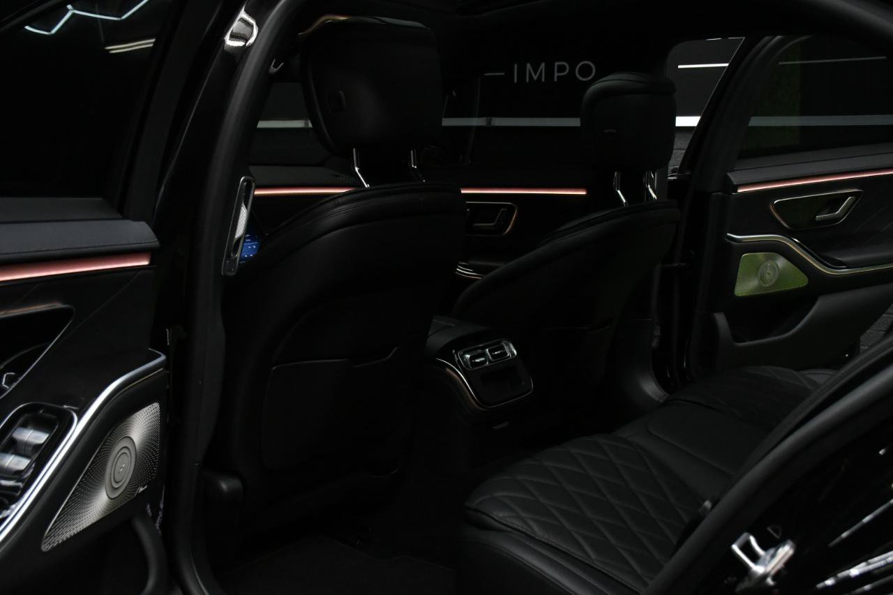 Used 2022 Mercedes-Benz S 580 4MATIC Sedan w/ AMG Line Package image 30